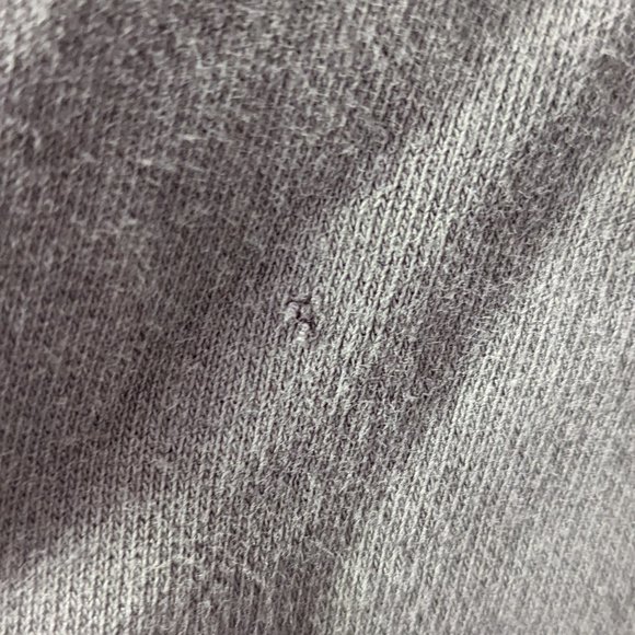 Under Armour Coldgear Grey & Burgundy Pullover Sweatshirt - Picture 7 of 8
